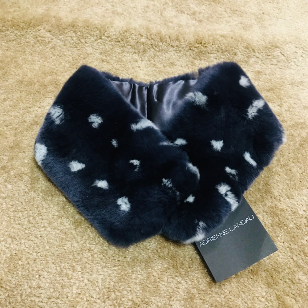 NWT Audrienne Landau Real Rabbit fur scarf